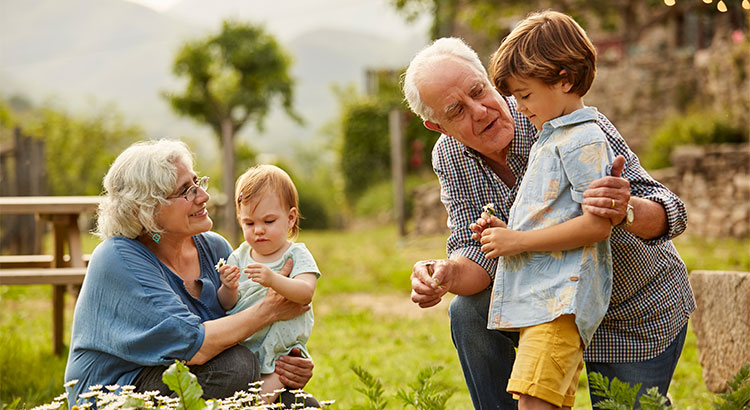 Hay muchas razones por las que los propietarios deciden vender su casa y mudarse. El último informe de las tendencias generacionales (Generational Trends Report) de la Asociación nacional de Realtors pidió a los vendedores de casas recientes que compartieran su razón para mudarse.

