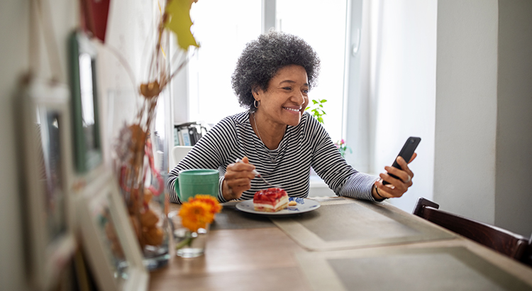 Si ha estado pensando en comprar una casa, es probable que tenga una pregunta en su mente: ¿debo comprar ahora mismo o debo esperar? Si bien nadie puede responder esa pregunta por usted, aquí hay información que podría ayudarle a tomar su decisión.

